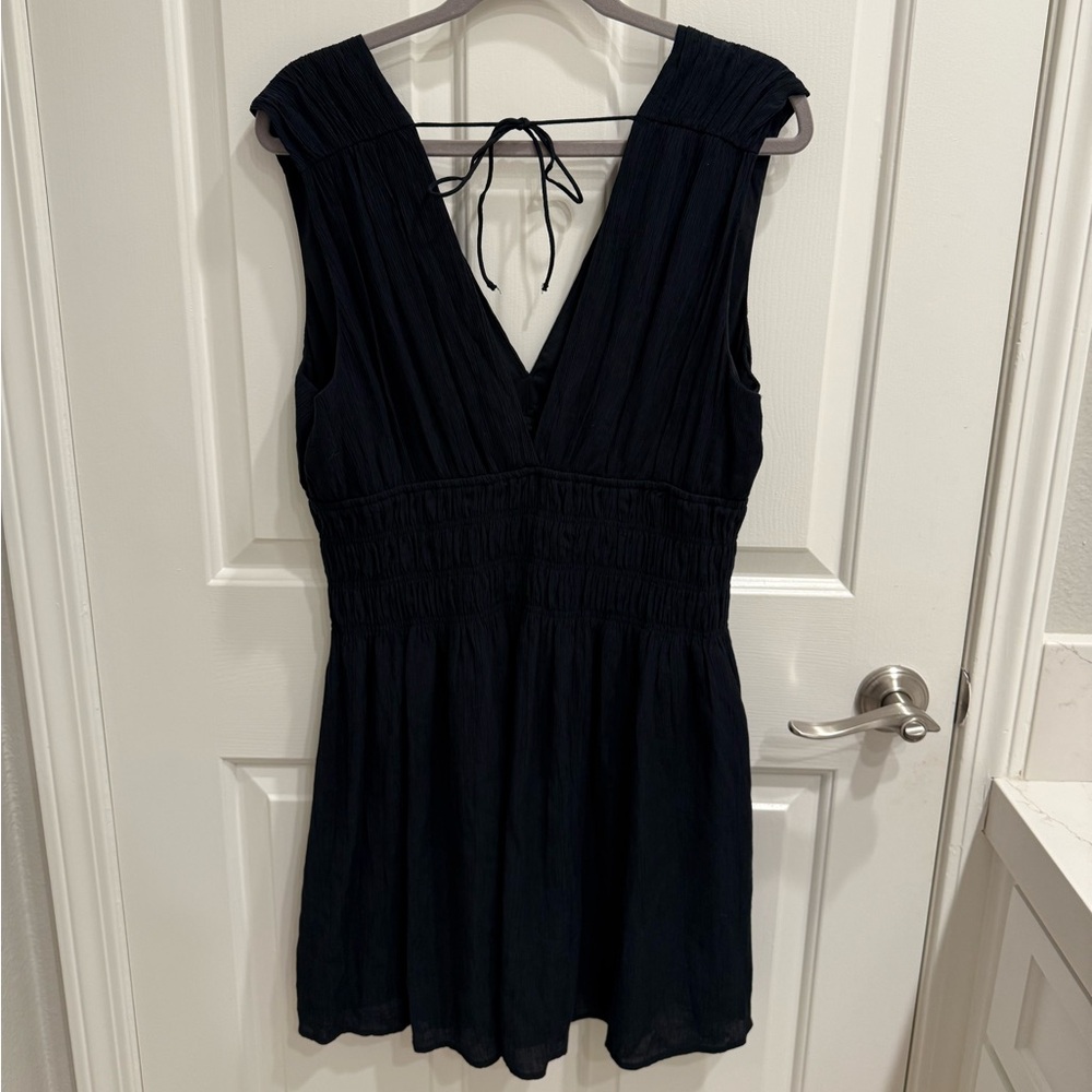 Abercrombie & Fitch Mini Crinkle Textured Smocked Waist Black Maxi Dress Sz XL